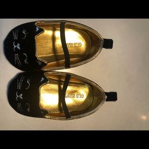 Old navy 12-18 month black cat dress shoes